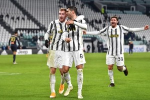  伯恩利特拉福德远射破门，超远距离世界波技惊四座